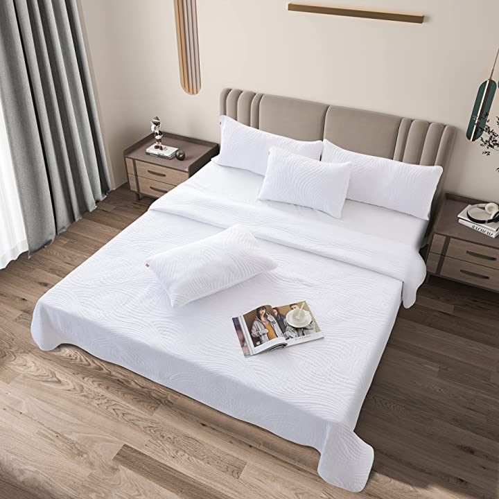 One Code All Season Lightweight Quilted Certified Recycled Microfiber Bedspread Coverlet Set with Pillow Sham